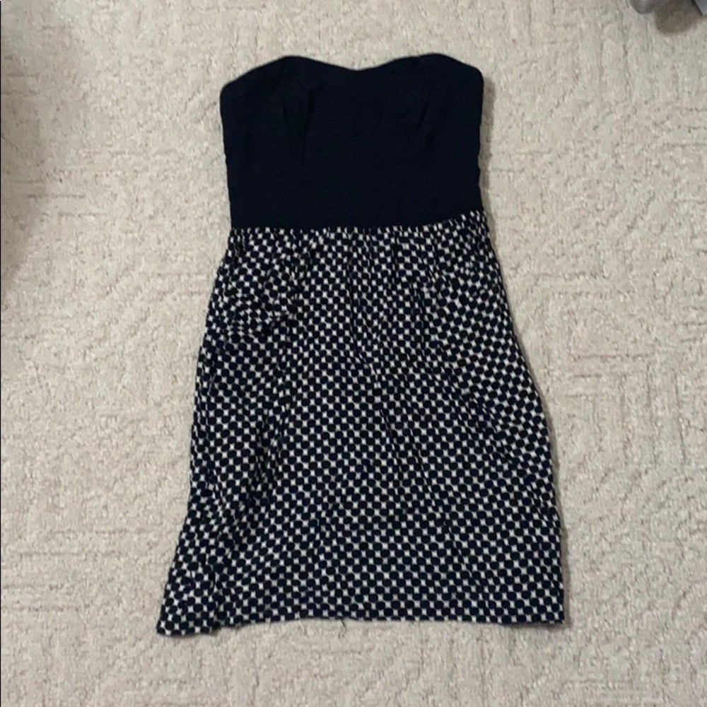 ***SIZE SMALL STRAPLESS DRESS***